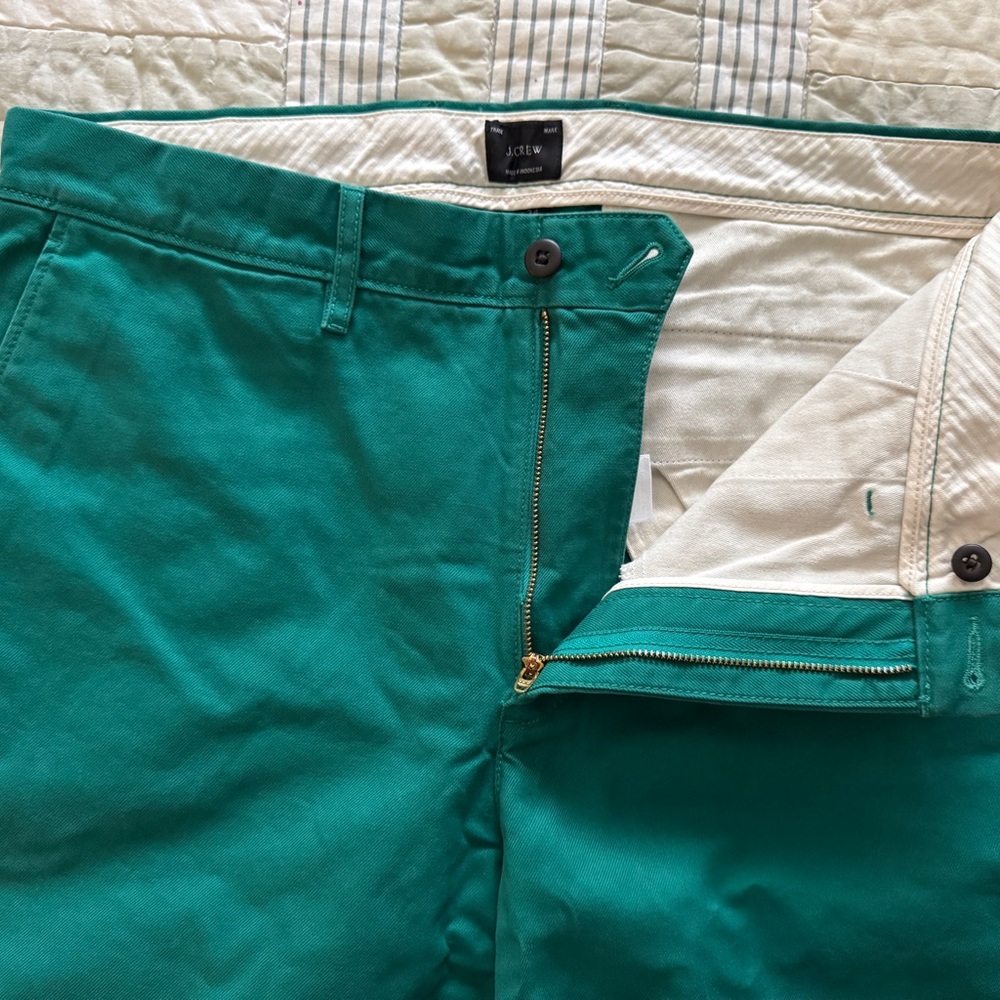 J Crew 34/32 Kelly Green Classic Fit Chino